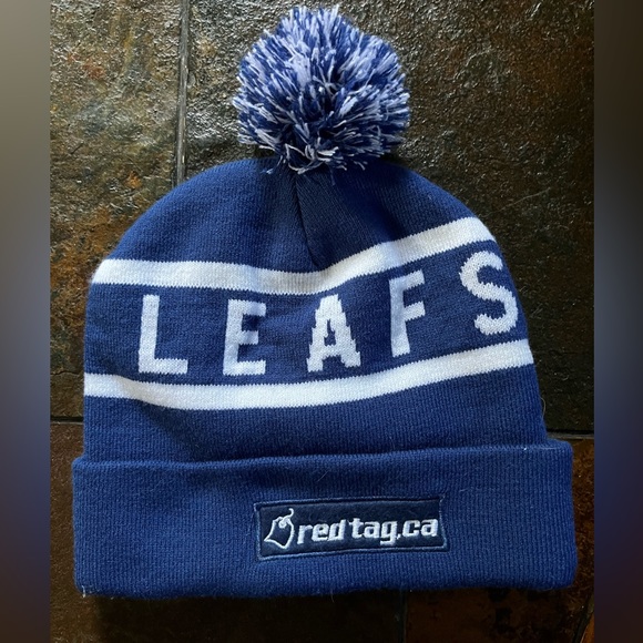 Toronto Maple Leafs Toque - Picture 2 of 2